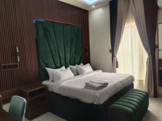 Passready Hotel and Suites Nnewi - Nnewi - 8