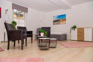 Schönes Familien-Apartment in Magdeburg, 2 Schlafzimmer, Küche und Bad - B - Magdeburgo - 7