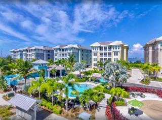Castaway in Margaritaville! Modern, Beachy Condo overlooking pool! - 8