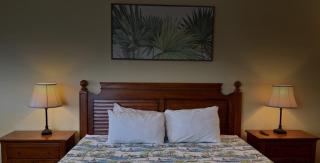 Seashell Village Resort near the beach with kitchens - 3