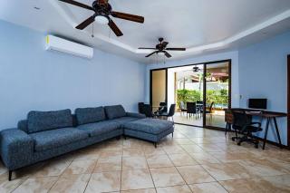 Pool & Ac Close To Beach With Free Bikes! - Tamarindo - 2