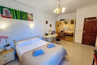 HENRI CAMILLE REAL ESTATE - ST MARIE 2 - 3 bedrooms - center - Cannes - 6