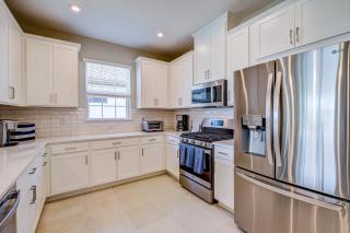 Azario Sunrise ! Active Lifestyle Community! Near AMI and Tampa - Bradenton - 1