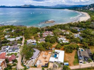Private Pool with swim up bar and TWO Beaches - Tamarindo - 8