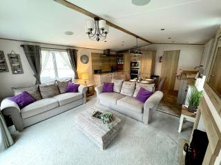 Hopton Lodge Retreat - Great Yarmouth - 9