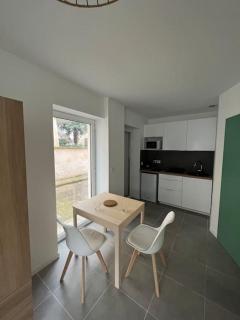 Studio indépendant - Bron - 0