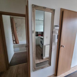 1 BED FLAT PARKING WIFI BUSINESS - Londra - 1