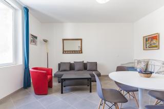Vaste appart de 44 m centre - n2 - Charleval - 5