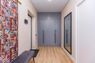 Alpine serenity deLuxe apartment with MOUNTAIN views near the ADK shopping center and Sairan METRO station - Almaty - 3