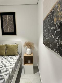 Brand New Stunning Private Room With Bathroom *Huge Balcony - Dubái - 7