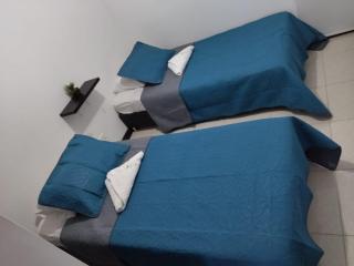 APARTAMENTOS TURISTICOS PARA TUS VACACIONES y Piscina - Montenegro - 3