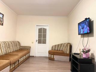 Яворницького 79 2 кв - 1