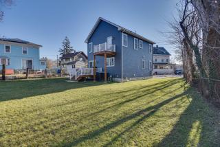 Renovated Family Home on Providence River! - - 8