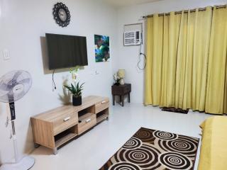 VERDANT by Camella Manors Deluxe Queen Room with Balcony, Gym and Swimming Pool - Città di Puerto Princesa - 5