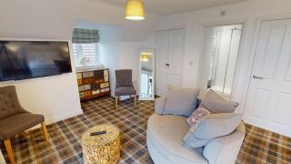 Bayside at The Bay Filey, sleeps 10 in 4 bedrooms, pet-free - 1