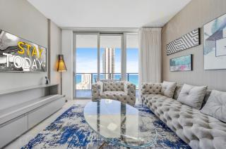 Hyde Beach House - Gorgeous 2bdr Apt - Awesome view - Resort amenities - Rooftop pool - Hot tub -Tennis court - Near the ocean - Hollywood - 4