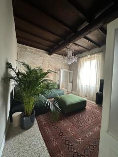 Room Manzoni 37 - Cremona - 1