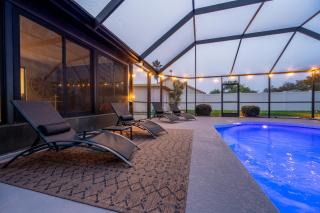 Cortez Chic! Private Heated Pool home, Cinema Room! - Bradenton - 9