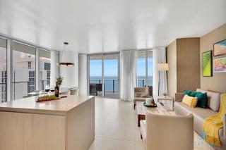 Insane Ocean View Balcony- Beachfront Resort - Pools - Hollywood - 9