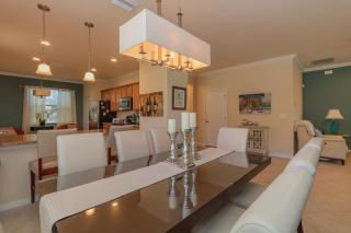 128 Sweet Tree! Lakeside home with private pool located in River Strand Golf & CC - Bradenton - 1