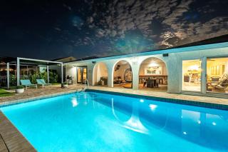 NEW! Cortez Cabana! Canal front home with heated pool & boat dock! - Bradenton - 5