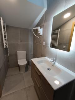 APARTAMENTOS CASA FREDI - Las LLaceries - Cangas de Onís - 4