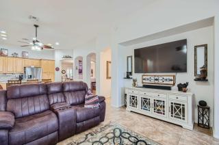 Phoenix Retreat with Heated Pool, Gas Grill and Yard! - Avondale - 6