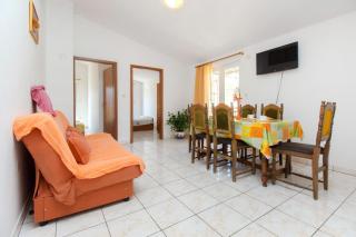Apartments with parking spaces Pirovac, Sibenik - 22646 - Pirovac - 1