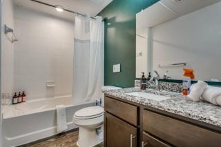 Spacious CozySuites on I-35 w pool and parking #05 - Pflugerville - 2