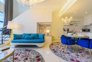 Arte Mont Kiara-Netflix-Balcony-6pax - Kuala Lumpur - 9