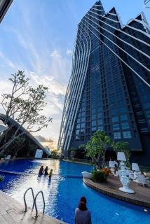 Arte Mont Kiara-Netflix-Balcony-6pax - Kuala Lumpur - 8