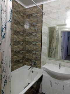 Уютная квартира - Almaty - 9