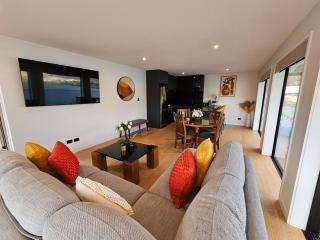 Elia's House - Queenstown - 2