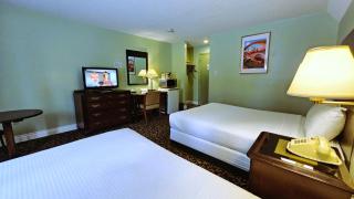 Cloud 9 Inn - 6
