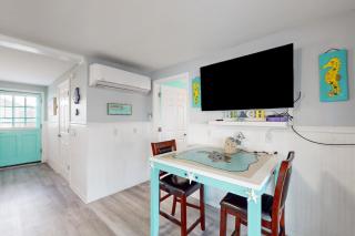 The Silver Anchor - Surf City - 3