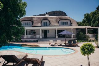 Mirabelle Guesthouse - 9