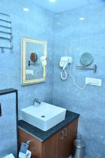 Hotel Eyrie Nest Bangalore - Bangalore - 1