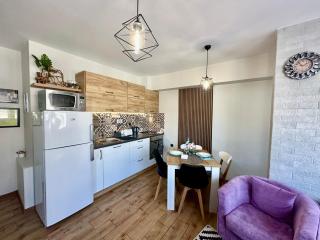 Joy Apartment Burgas center free parking - Boergas - 4
