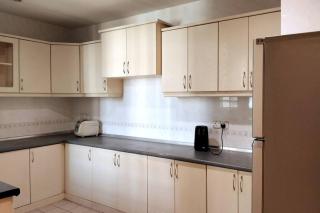 Spacious & Cozy Riverine Getaways - Kuching - 4