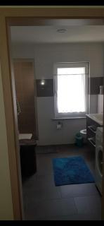 Privatzimmer , mit sehr guter Verkehrsanbindung - 3