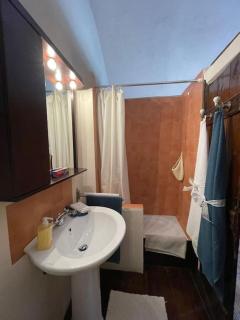 Vincenzo’s Room in a tower/ Brown - Leonidio - 1