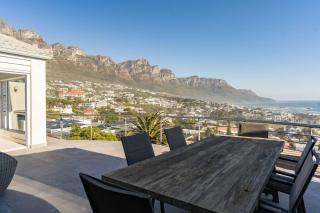 Luxury Camps Bay Stay with Stunning Sea Views - Le Cap - 2