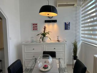 Lulu’s Apartment in the Heart of Prishtina - Pristina - 5