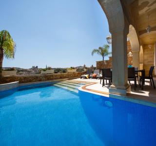Carini Farmhouses - Għarb - 3