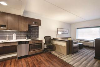 CLT Sky Suites - Charlotte - 1