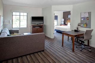 Hyatt House Fishkill-Poughkeepsie - Fishkill - 7
