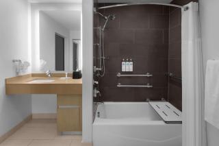 Hyatt House Raleigh North Hills - Raleigh - 1