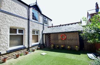 Sea Breeze Studio @ The Coach House - Saint Annes on the Sea - 3