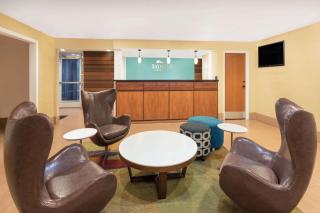 Baymont by Wyndham Savannah Midtown - Savannah - 9