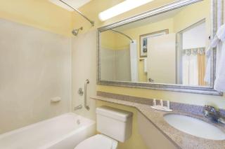Baymont by Wyndham Savannah Midtown - Savannah - 3